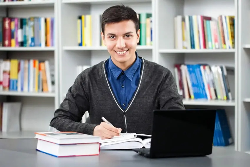 وظائف لطلاب الجامعات